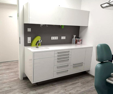 Möbel für Behandlungsräume 01