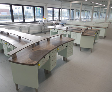 Möbel Laborausstattung 01