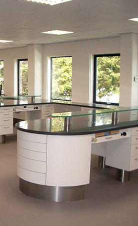 Möbel Laborausstattung 03